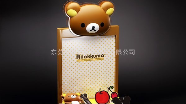 怎樣評定我們定制的亞克力展示架質量的好壞？